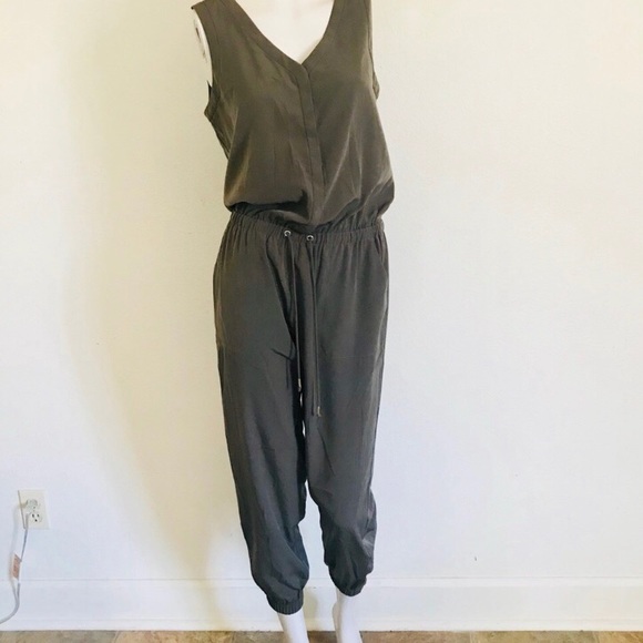Express Pants - Express Green Jumpsuit Romper Sz M